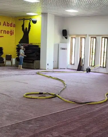Diyarbakır'da inanç ayrımı gözetmeksizin ibadethane temizliği: Tam not aldı