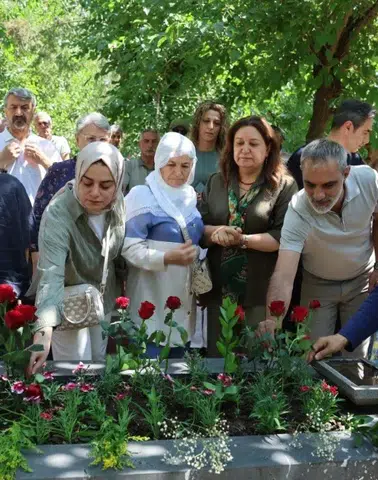 Diyarbakır siyasetinin unutulmaz ismi ölümünün 36. yılında anıldı