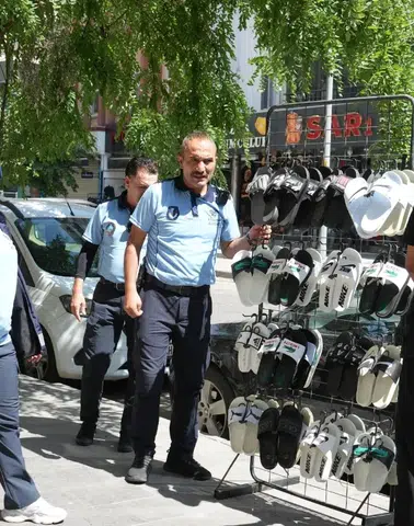 Diyarbakır'da işgale geçit verilmedi: Yayaların yolu açıldı