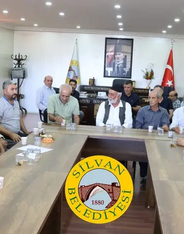 Diyarbakır'da Silvan Belediyesi'ne saldırıyla ilgili önemli gelişme: Masada buluştular