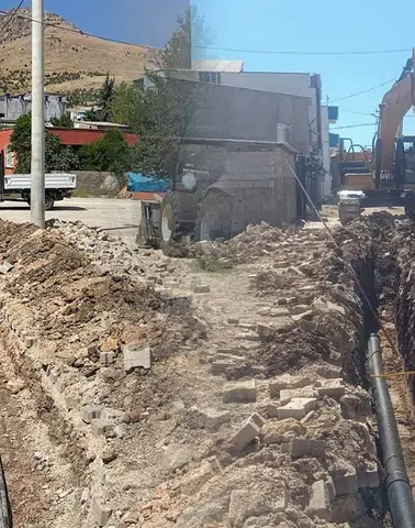 Diyarbakır'ın ilçesinde altyapıdaki iki büyük sıkıntı giderildi