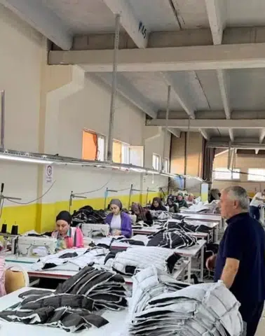 Çermik'te tekstil fabrikası istihdam kapısı oldu, onlarca kişi işe kavuştu