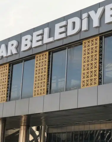 Diyarbakır'da belediyenin çıkardığı işçiler kararını verdi: Mahkemeye gidecekler