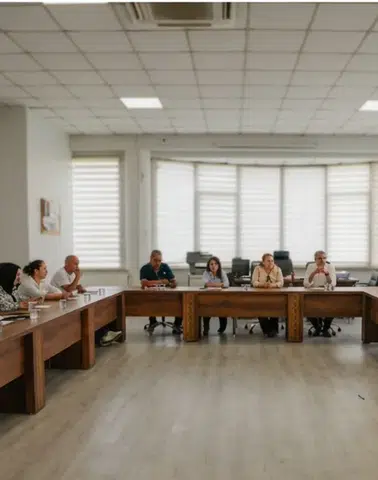 Bağlar Belediyesi muhtarlarla buluştu: Temiz çevre konusu masaya yatırıldı