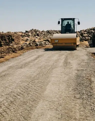 Bağlar'da kırsal ulaşımı rahatladı: Uzunbahçe ve Baluc'un yolları yenilendi