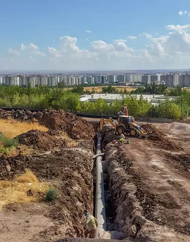 Diyarbakır'a yapılan 5 bin metreküplük içme suyu deposu yarıyı geçti