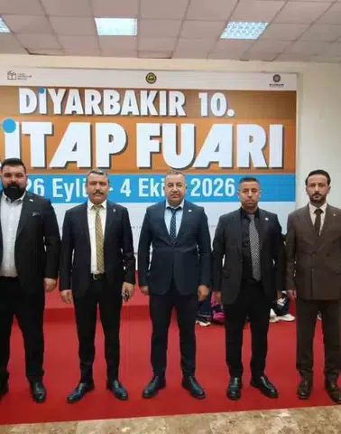 MHP Diyarbakır İl Başkanı Özcoşkun'dan 10. Kitap Fuarı'na ziyaret: Kültür vurgusu