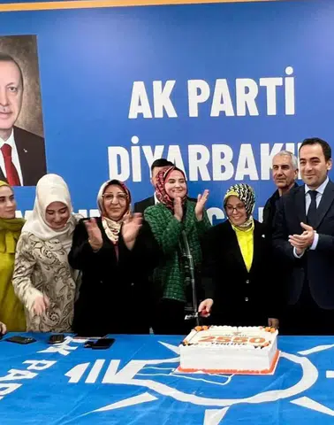 AK Parti Kayapınar'da 9 ayda 2 bin 550 yeni üye başarısı