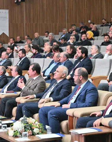 Diyarbakır'da uluslararası hadis çalıştayı başladı: Vali Zorluoğlu'ndan anlamlı mesajlar