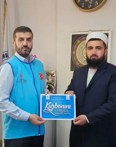 Çermik Petekkaya Mahallesi'nde kurban seferberliği İmamdan 54 bağışlık rekor