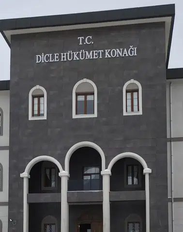 Dicle'de zehir tacirlerine karşı seferberlik çağrısı Kaymakamlıktan kritik uyarı