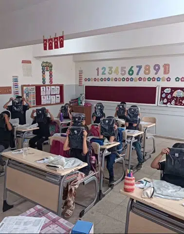 Almanya'dan Çermik'e anlamlı destek: 200 öğrenciye okul forması hediye edildi