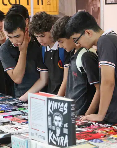 Diyarbakır 10. Kitap Fuarı kapılarını açtı: Binlerce okur Mezopotamya'da buluşuyor