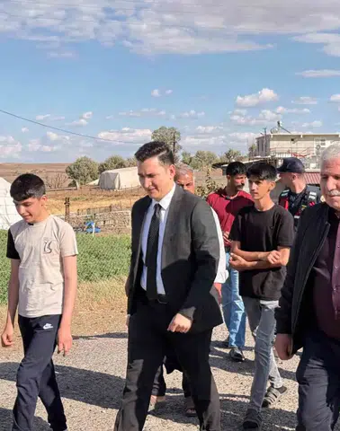 Diyarbakır Çermik'te yol seferberliği: İkiçeltik Mahallesi'nde çalışmalar denetlendi