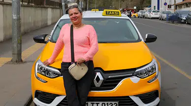 Diyarbakır’ın ilk kadın taksi şoförü yılların hayalini gerçekleştirdi