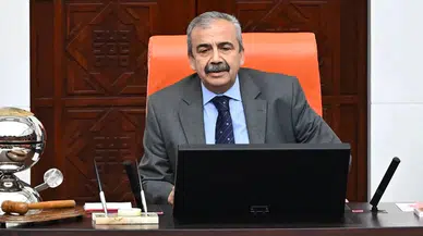 DEM Parti Milletvekili Sırrı Süreyya Önder kalp krizi geçirdi