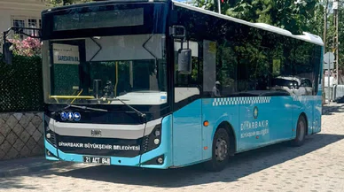 Dicle Barajı’nda feribotlar yasaklandı, otobüsler yola çıktı