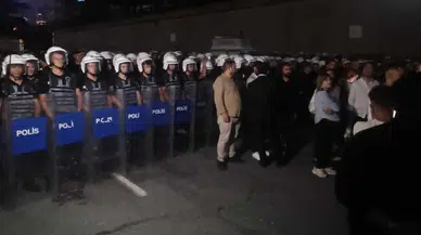 CHP İstanbul İl Başkanlığı’na polis ablukası: Giriş ve çıkışlar engellendi