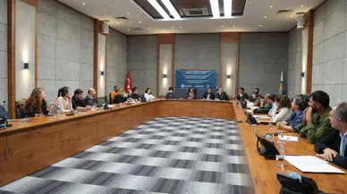 Diyarbakır’da tiyatro sahnesi barış için kuruluyor