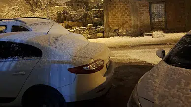 Silvan'a kar yağdı