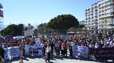 Kadınlara yönelik hak ihlalleri açıklandı