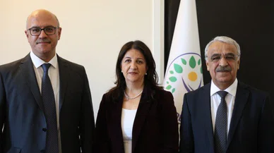 DEM Parti heyeti İmralı’ya gitti