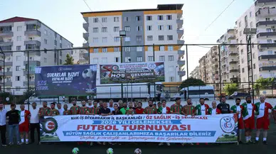 Diyarbakır'da sağlık çalışanları sahaya çıktı: Dayanışma turnuvası başladı