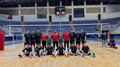 Diyarbakır ekibi voleybolda set vermeden Bölge Şampiyonu oldu: Gözler Türkiye finallerinde