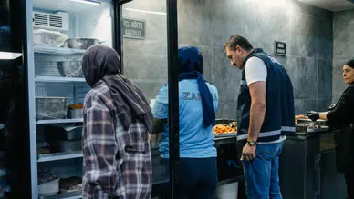 Diyarbakır'da gıda işletmelerine şok denetim: Zabıtalar ince eleyip sık dokudu