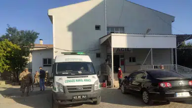Mazıdağı-Diyarbakır karayolunda korucu kulesine çarpan araçta ölü ve yaralı var