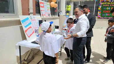 Dicle’de TÜBİTAK Bilim Fuarı öğrencilerin projelerine ev sahipliği yaptı