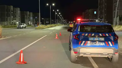 Bağlar'da otobüs ve otomobilin karıştığı kazada acı bilanço 2 ölü, 5 yaralı var