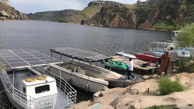 Diyarbakır Eğil'de ekipler tekneleri denetledi
