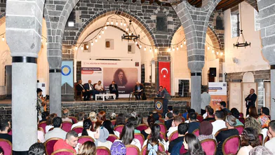Diyarbakır kültürünün tarihi kaynakları söyleşisi gerçekleştirildi