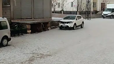 Diyarbakır’ın iki ilçesinde dolu yağışı hayatı olumsuz etkiledi