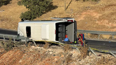 Eğil yolunda korkunç kaza: 1 ölü, 15 yaralı