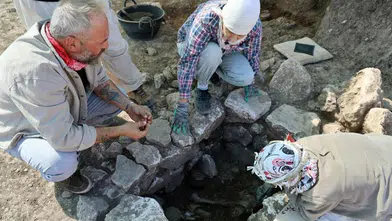 Ergani’de arkeolojik keşif: Mezarlar gün yüzüne çıktı