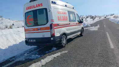 Kulp’ta endişe yaratan görüntü: Ambulans 3 gündür yol kenarında