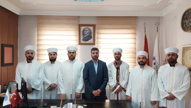 Çermik'e yeni imamlar geliyor: Sarıklar giyildi