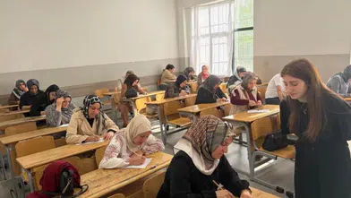 Diyarbakır'da sınava bu kez veliler girdi