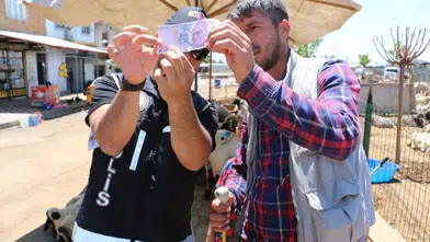 Diyarbakır'da hayvan pazarına sahte para uyarısı: Polis ekipleri broşür dağıttı, satıcılar bilinçlendirildi