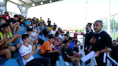 Adıyaman'da 400 genç formalarını Amedspor için terletti
