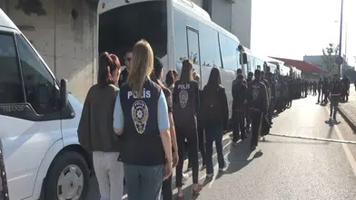Diyarbakır'ı kapsayan sahte araç kiralama sitesi operasyonunda 44 tutuklama