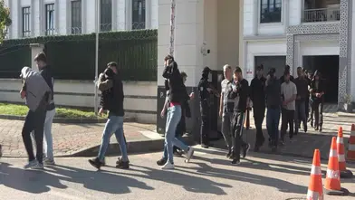 Diyarbakır'ı içine alan sahte araç kiralama operasyonunda zanlılar adliyede
