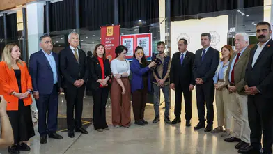 Diyarbakır’da Toplumsal Barış ve Özgürlük sergisi 32 sanatçının eserlerini buluşturdu