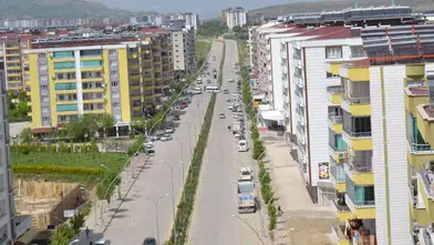 Diyarbakır'da yıllık 7 bin TL'den dükkan tutma fırsatı: Belediye 16 işyerini kiraya veriyor