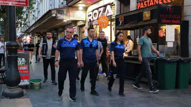 Diyarbakır'da Sur'un en büyük sorununu Zabıta çözdü: Yayalar bayram etti