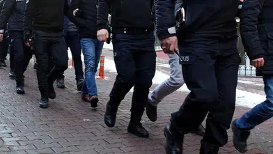 Diyarbakır dahil 12 ilde kamu görevlilerine operasyon: Suç örgütlerine bilgi sızdırma iddiası var