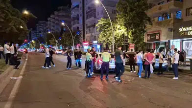 Kayapınar Diclekent Bulvarı'nda akşam saatlerinde kaza 5 kişi yaralandı