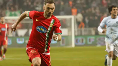 Amedspor'un hücum oyuncusu Hasani'ye bir teklif daha geldi: Talipleri artıyor